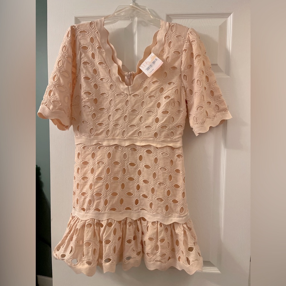 BABY PINK/PEACH EYELIT DRESS NWT PERFECT SZ M
